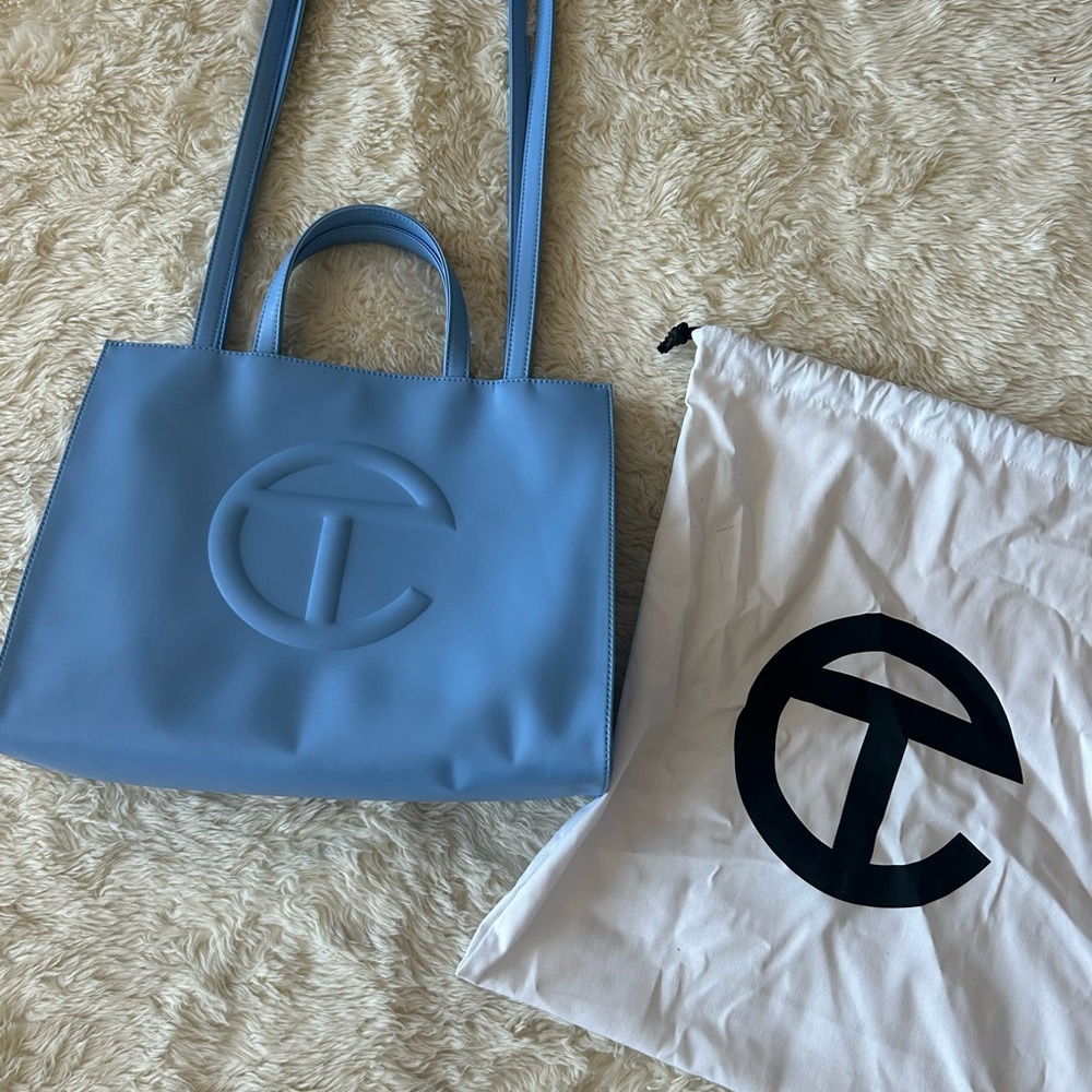 Medium Telfar Bag - Picture 4 of 8